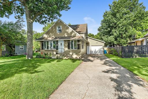 420 S 8th Street, Bird Island, MN 55310