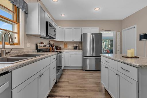 420 S 8th Street, Bird Island, MN 55310