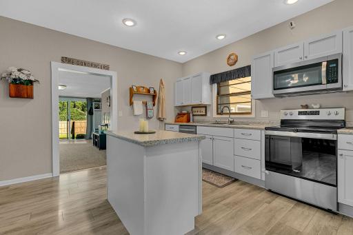 420 S 8th Street, Bird Island, MN 55310
