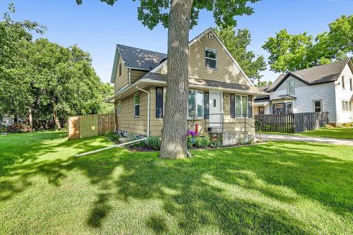 420 S 8th Street, Bird Island, MN 55310