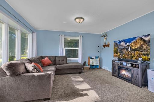 420 S 8th Street, Bird Island, MN 55310
