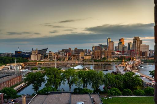 250 Park Avenue, 215, Minneapolis, MN 55415