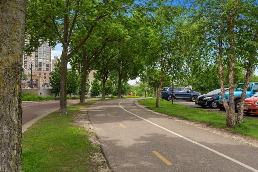 250 Park Avenue, 215, Minneapolis, MN 55415