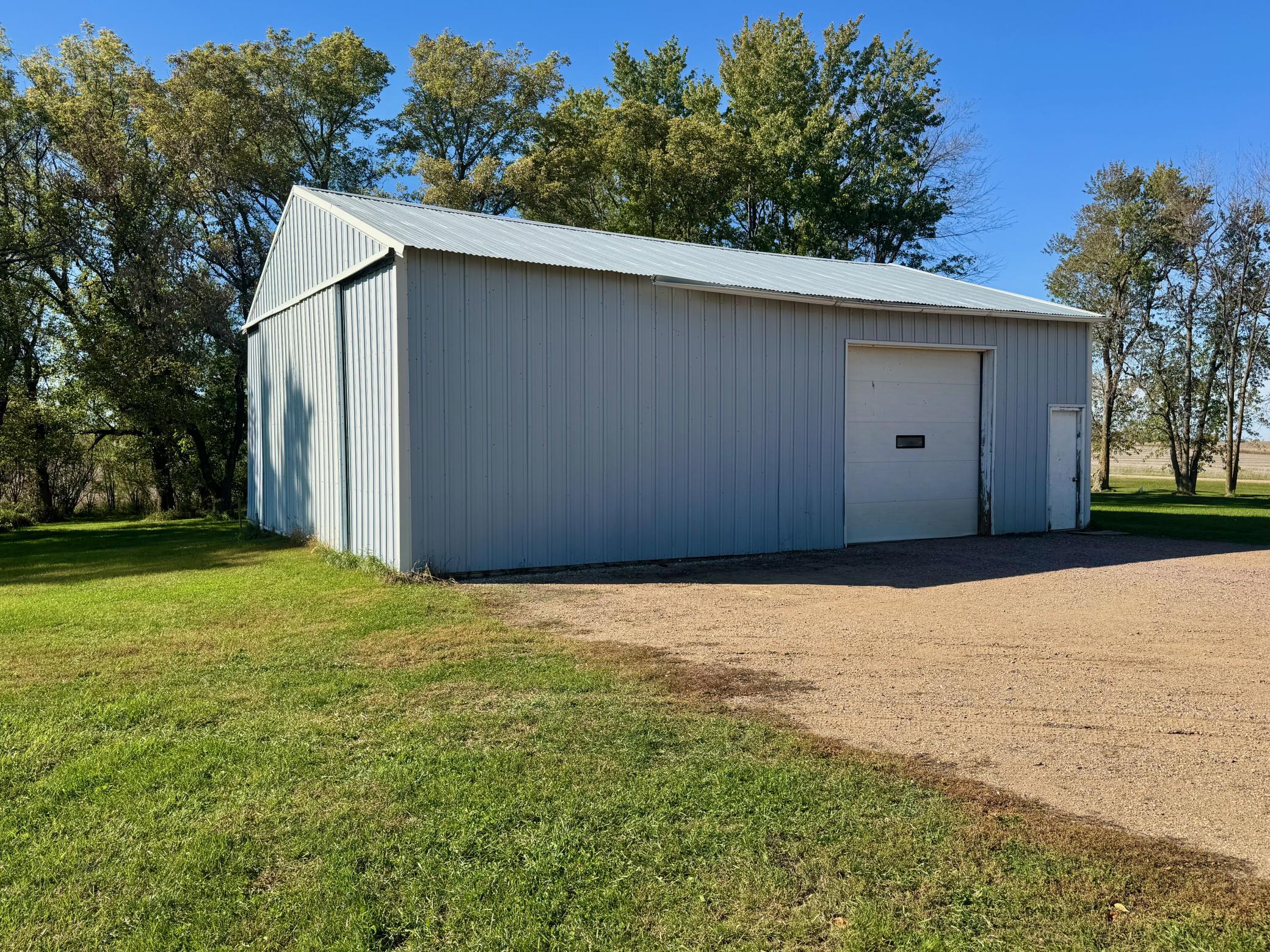 1200 sqft pole shed