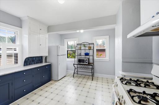 1208 Palace Avenue, Saint Paul, MN 55105