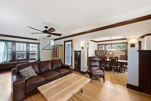 1208 Palace Avenue, Saint Paul, MN 55105
