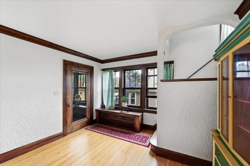 1208 Palace Avenue, Saint Paul, MN 55105