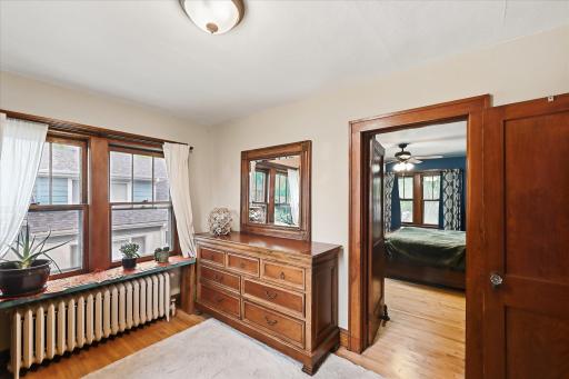 1208 Palace Avenue, Saint Paul, MN 55105