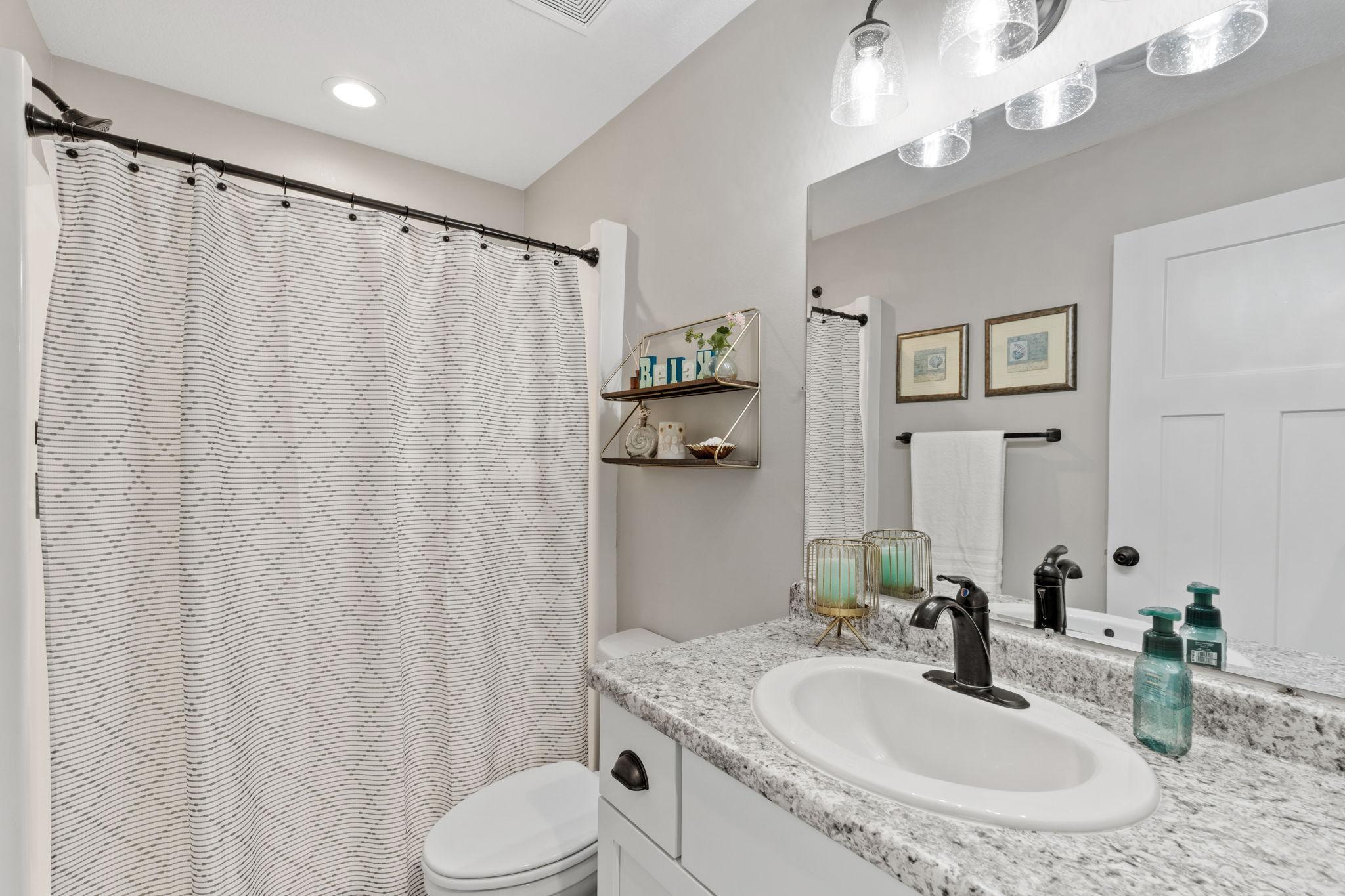 29-web-or-mls-882 Geneva Rd-29.jpg