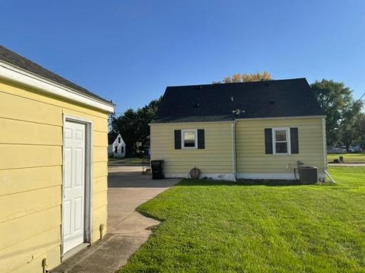 803 13th Avenue SE, Austin, MN 55912