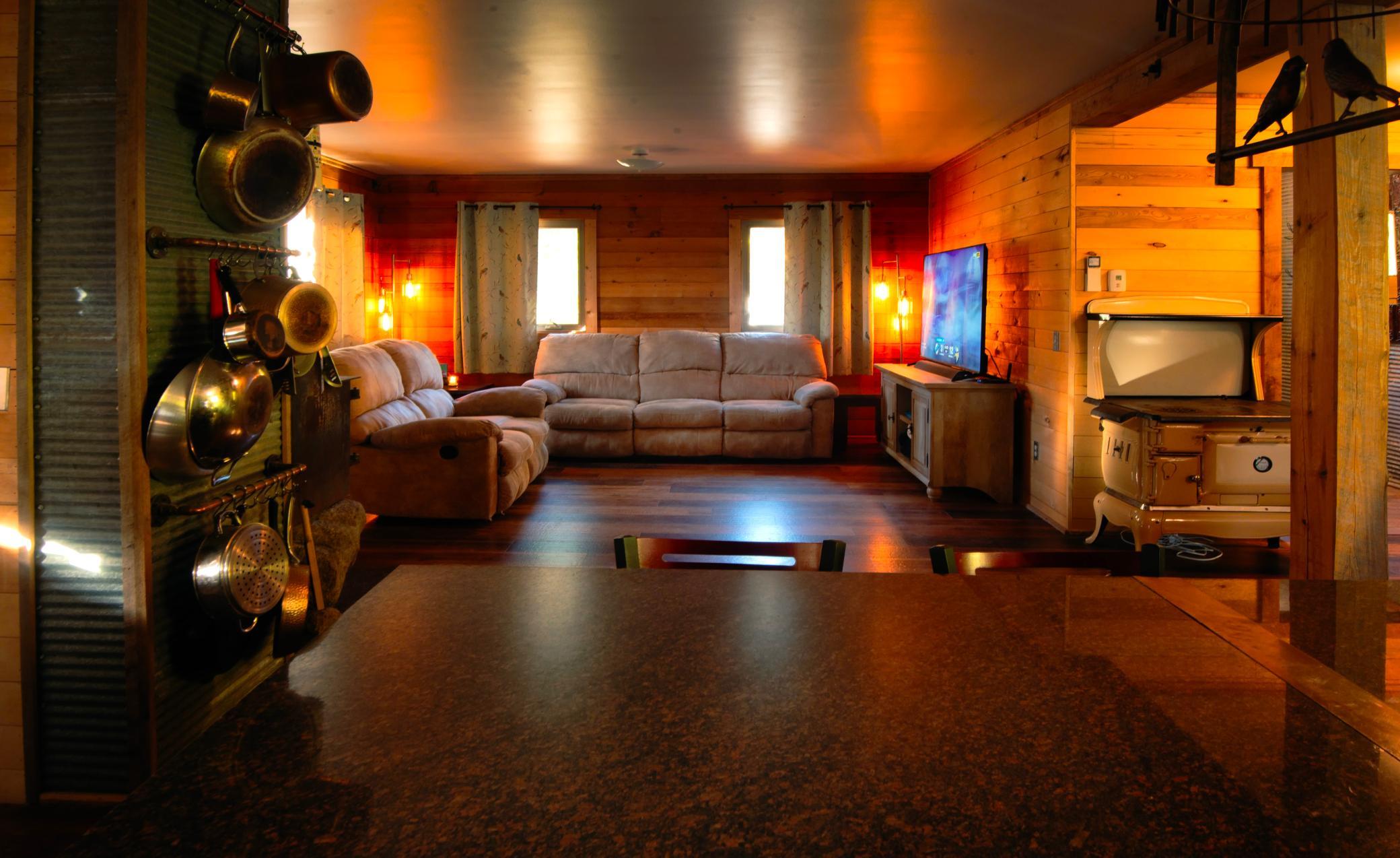 LIVING ROOM copy.jpg