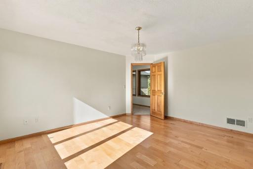 5402 102nd Trail N, Brooklyn Park, MN 55443