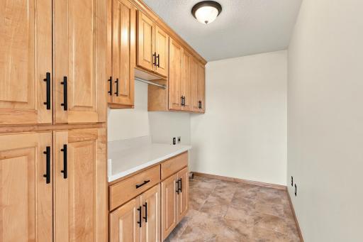 5402 102nd Trail N, Brooklyn Park, MN 55443