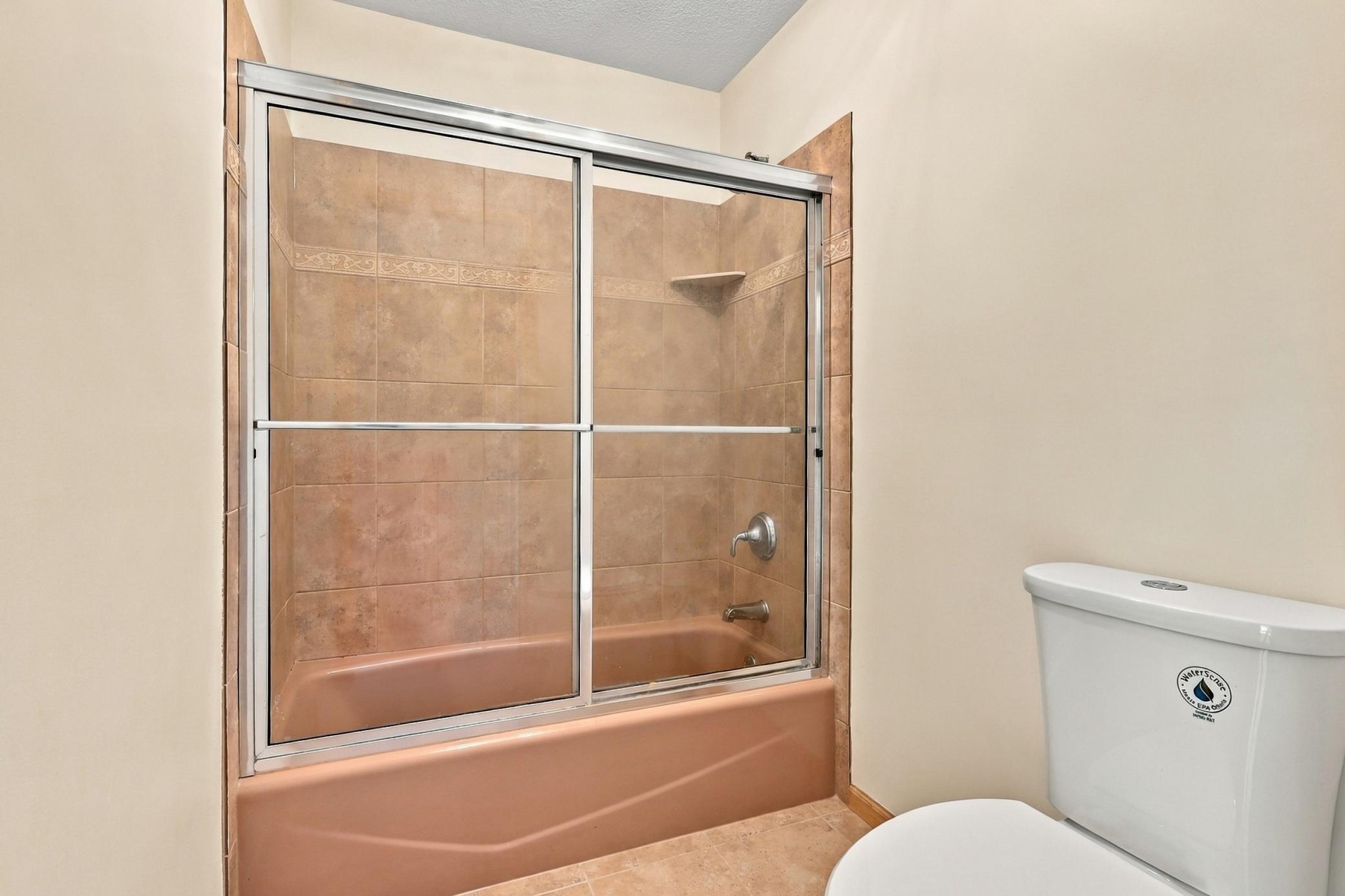 19 Bedroom 2 Bathroom