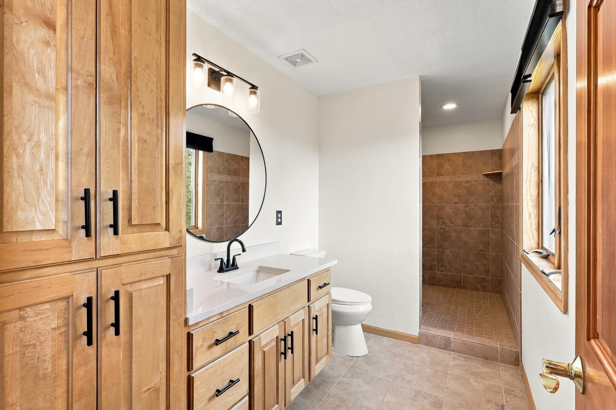 Bedroom 4 Bathroom
