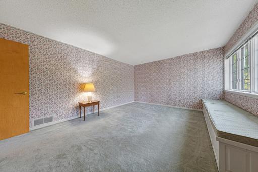 713 Highland Avenue, Northfield, MN 55057