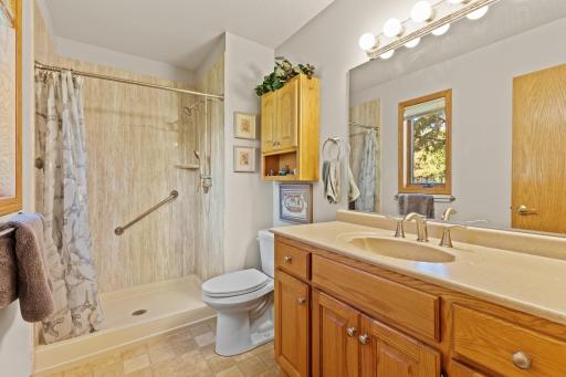 2536 Woodridge Lane, Brainerd, MN 56401