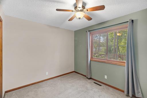 202 Robert Street, Mahtomedi, MN 55115