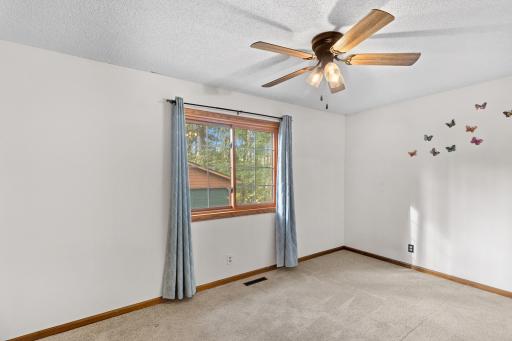 202 Robert Street, Mahtomedi, MN 55115