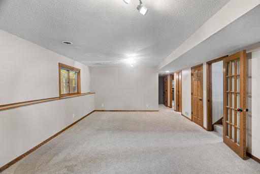 202 Robert Street, Mahtomedi, MN 55115