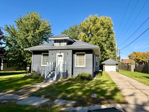 14 W Oak Street, Osakis, MN 56360