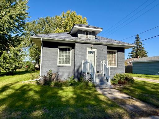14 W Oak Street, Osakis, MN 56360