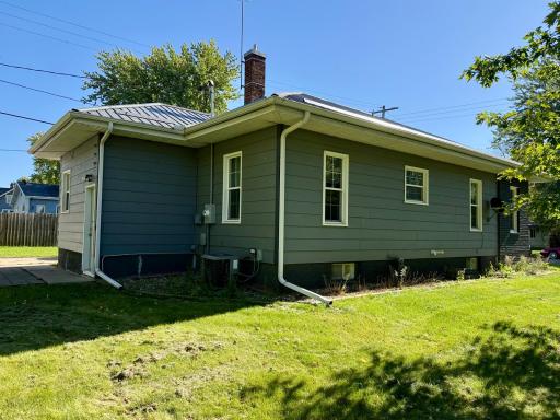 14 W Oak Street, Osakis, MN 56360