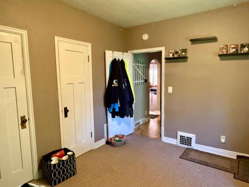 14 W Oak Street, Osakis, MN 56360