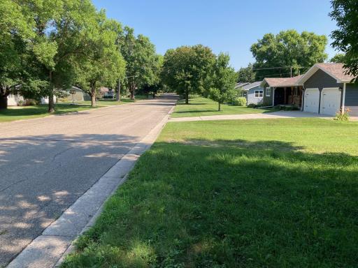 202 Elm Avenue SE, Renville, MN 56284