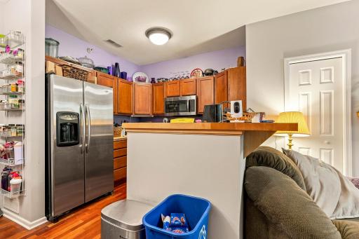 5652 Winnetka Avenue N, New Hope, MN 55428