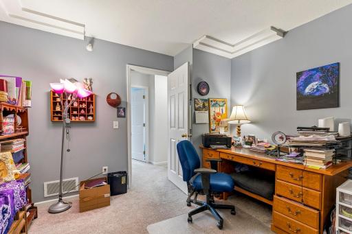 5652 Winnetka Avenue N, New Hope, MN 55428