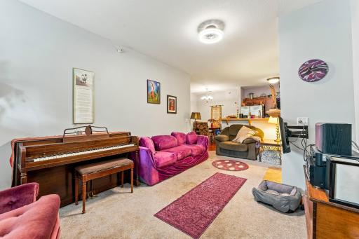 5652 Winnetka Avenue N, New Hope, MN 55428