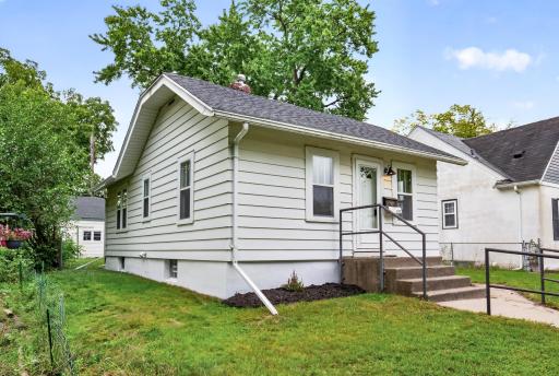 5729 43rd Avenue S, Minneapolis, MN 55417