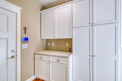 910 8th Street S, Fargo, ND 58103