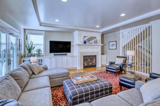 910 8th Street S, Fargo, ND 58103