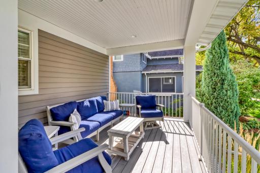 910 8th Street S, Fargo, ND 58103