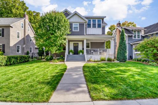 910 8th Street S, Fargo, ND 58103