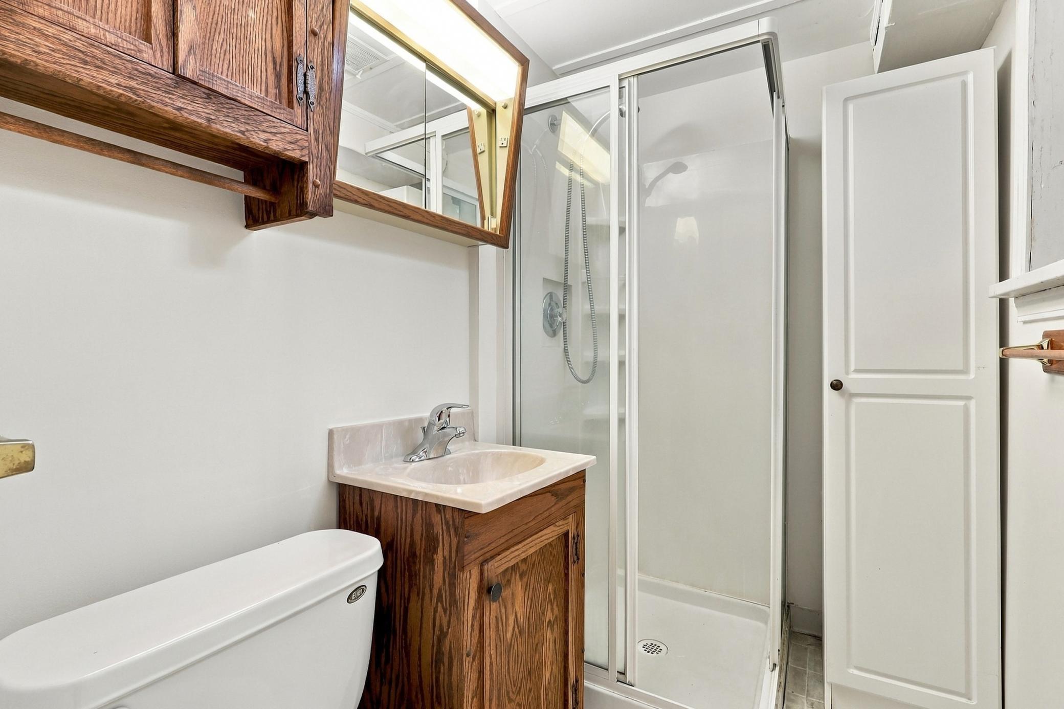 Unit 3 3/4 Bath