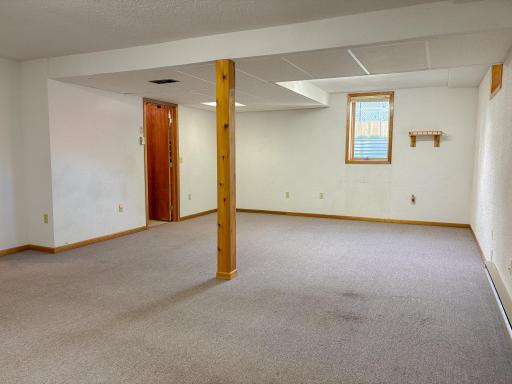 740 E Gustavus Avenue, Fergus Falls, MN 56537
