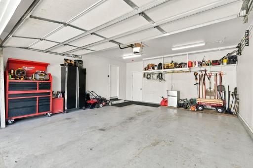 756 97th Lane NE, Blaine, MN 55434