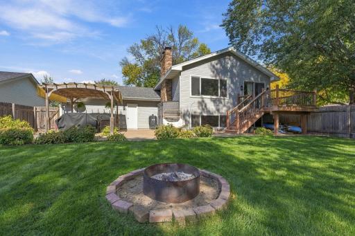 756 97th Lane NE, Blaine, MN 55434