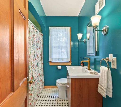 4018 Monroe Street NE, Columbia Heights, MN 55421