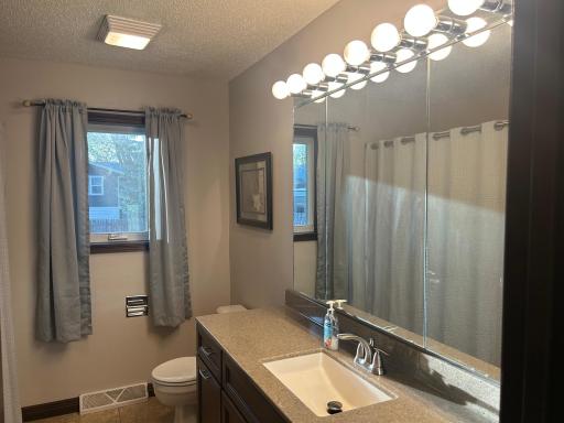 1100 Columbine Drive, Marshall, MN 56258