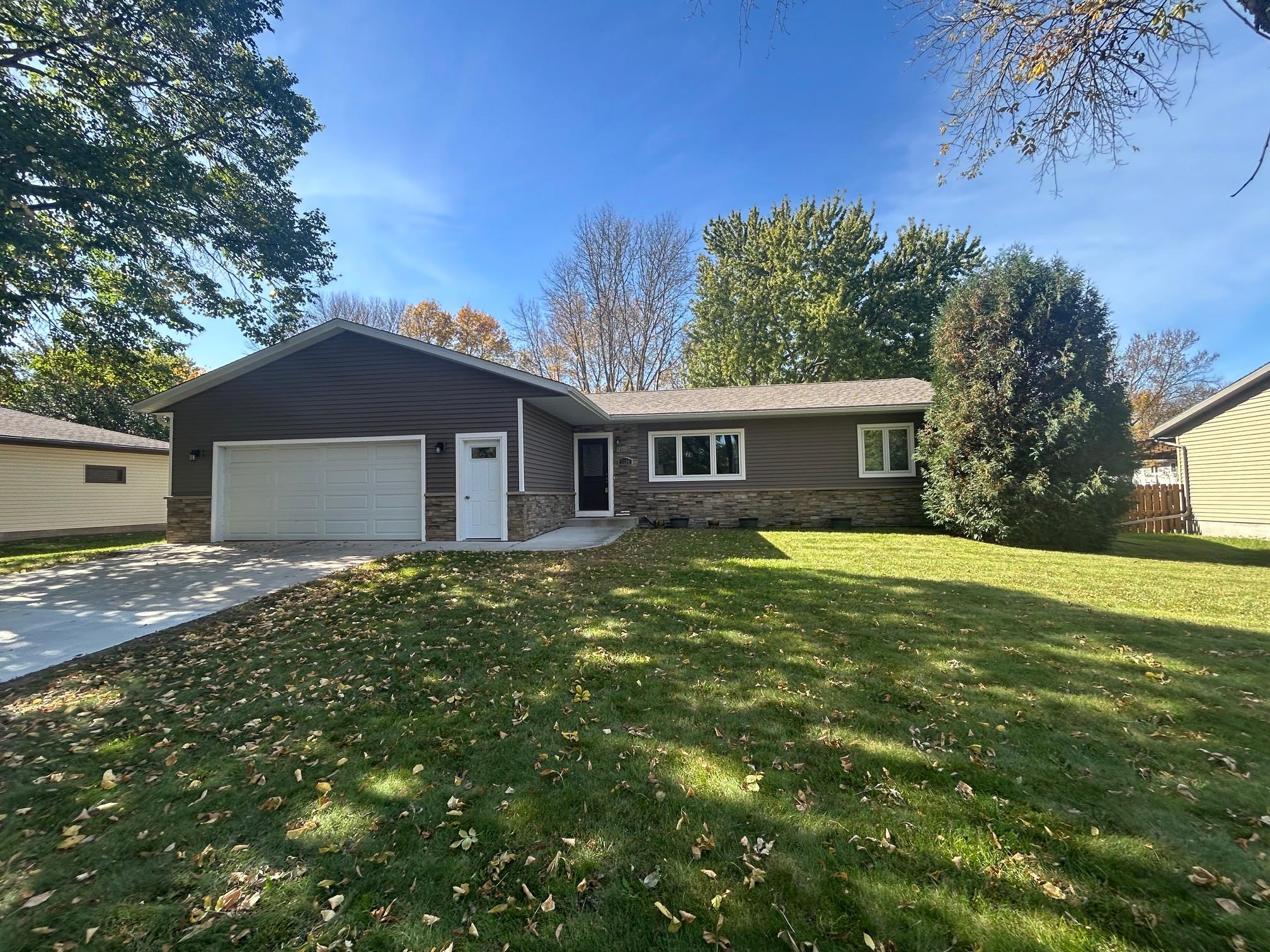 Property photo for 1100 Columbine Drive, Marshall, MN 56258
