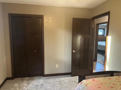 1100 Columbine Drive, Marshall, MN 56258