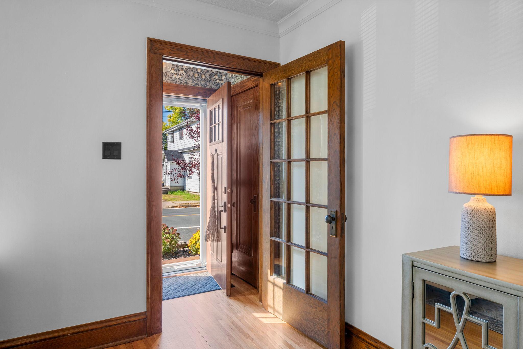 Inside the entry - glass door to let in the sunshine!