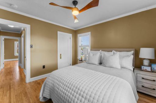 140 N Main Street, Center City, MN 55012