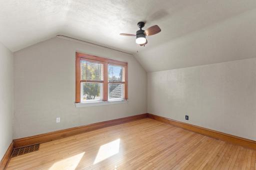 140 N Main Street, Center City, MN 55012