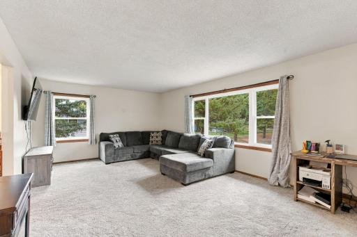 3950 7th Avenue, Anoka, MN 55303