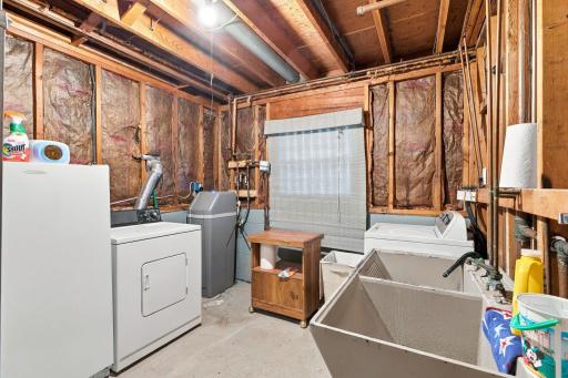 3950 7th Avenue, Anoka, MN 55303
